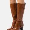 Pier One Leather - Bottes À Talons Hauts - Cognac 1 Pier One Leather - Bottes À Talons Hauts - Cognac -Pier One 0fd46fcb2ca24b8aa6cbf963cf96a7f2