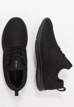 Pier One -Pier One 5d91733cb63a41ed997e376995118d1a