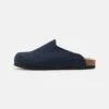 Pier One Unisex - Chaussons - Dark Blue 1 Pier One Unisex - Chaussons - Dark Blue -Pier One 7a9273f1289a4d9d80dd61eb26a5ca07