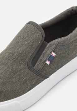 Pier One Unisex - Baskets Basses - Grey 13 Pier One Unisex - Baskets Basses - Grey -Pier One 8a4965b673914b6e847d91199f0f296d