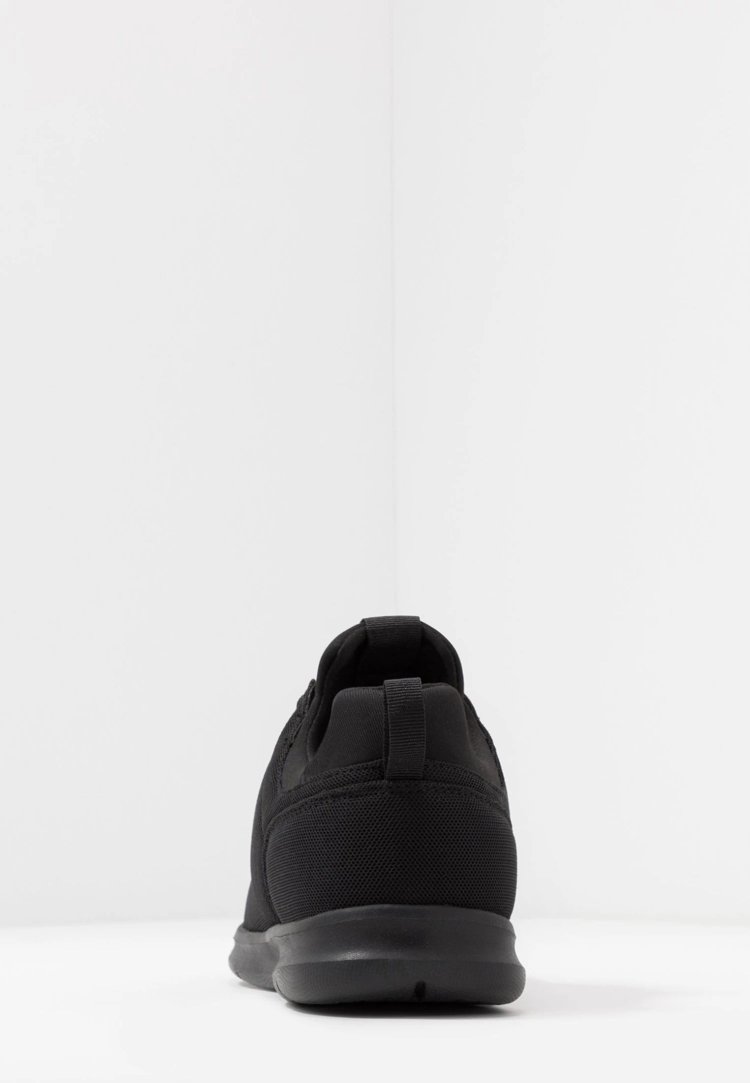 Pier One Baskets Basses - Black 6 Pier One Baskets Basses - Black – Image 4