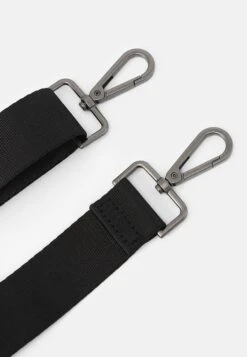 Pier One Mallette - 802 - Black 10 Pier One Mallette - 802 - Black -Pier One ca2bce1b647d4077a05a94838999958f